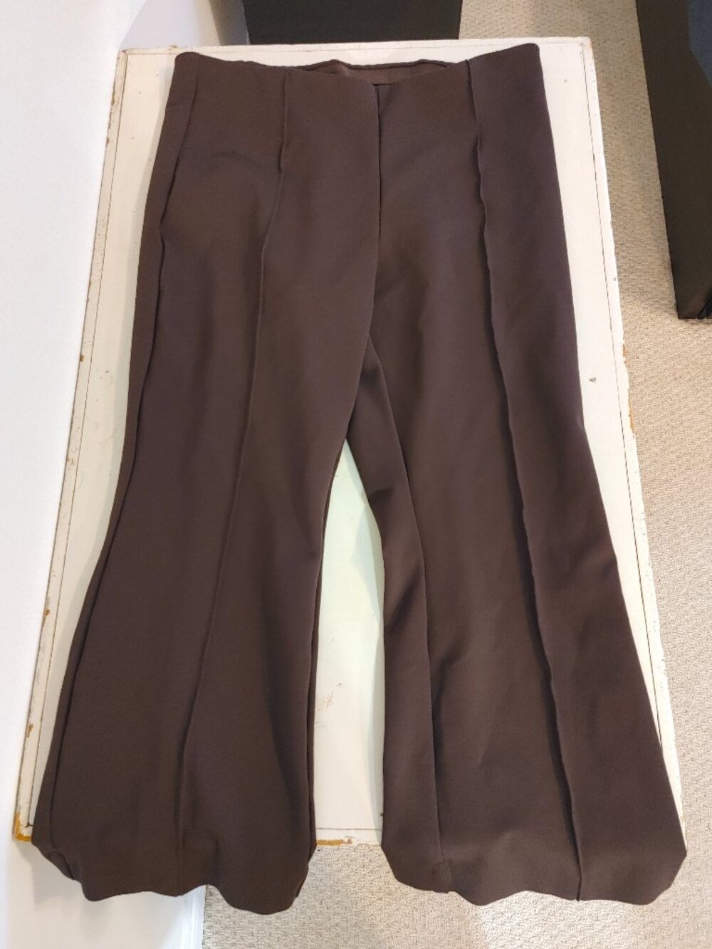 XL terra brown Gap high rise crease-front slacks with flared wide legs